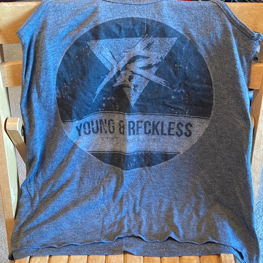 Young and Reckless tank top size s